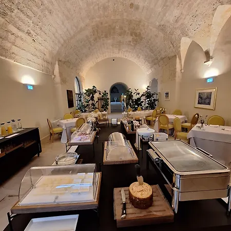 Chiostro Dei Domenicani 4*